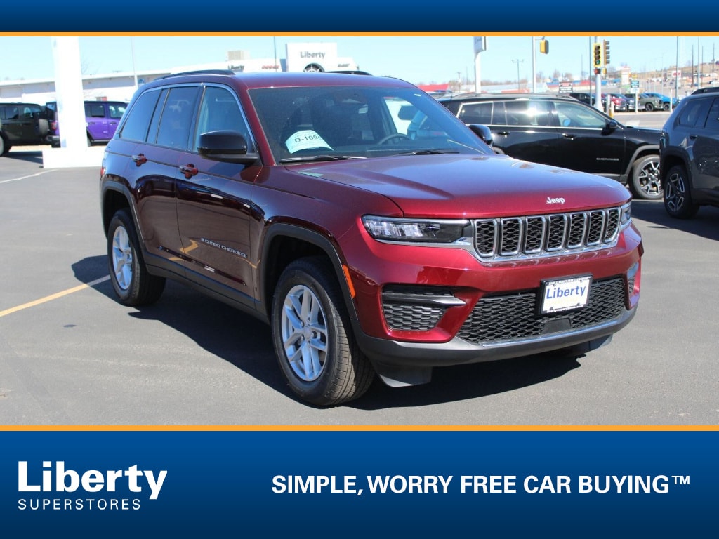 2026 Jeep Grand Cherokee Laredo X 4x4's photo