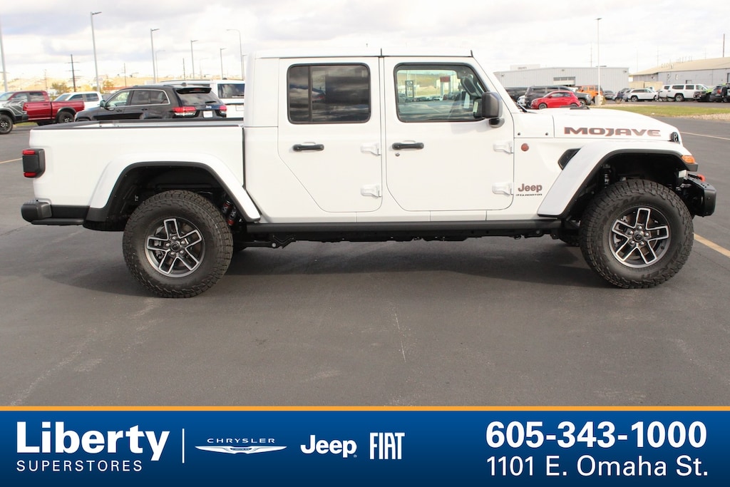 New 2025 Jeep Gladiator Mojave Pickup