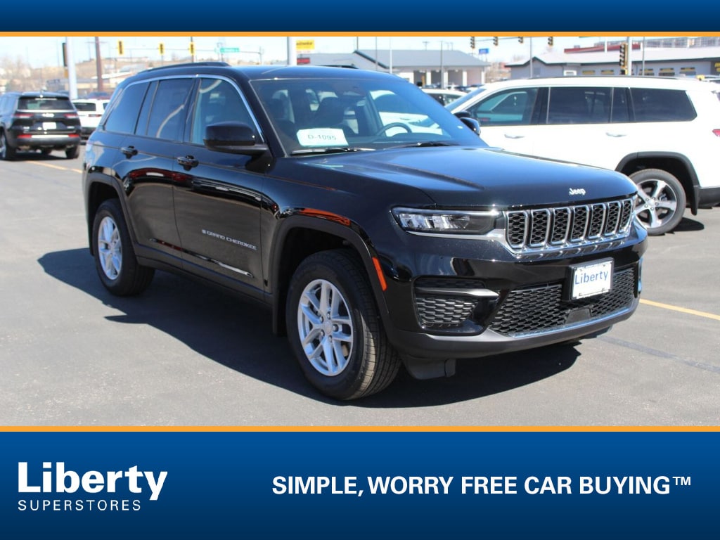 2026 Jeep Grand Cherokee Laredo X 4x4's photo