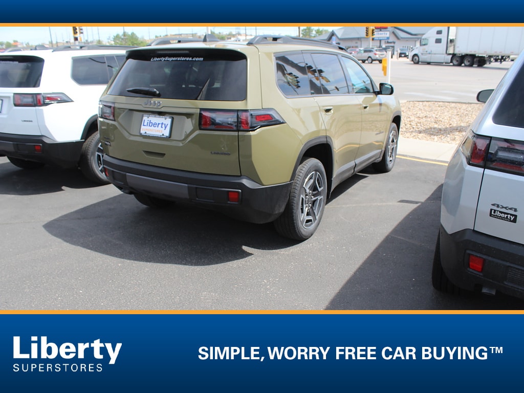 New 2026 Jeep Cherokee Laredo 4x4 Sport Utility