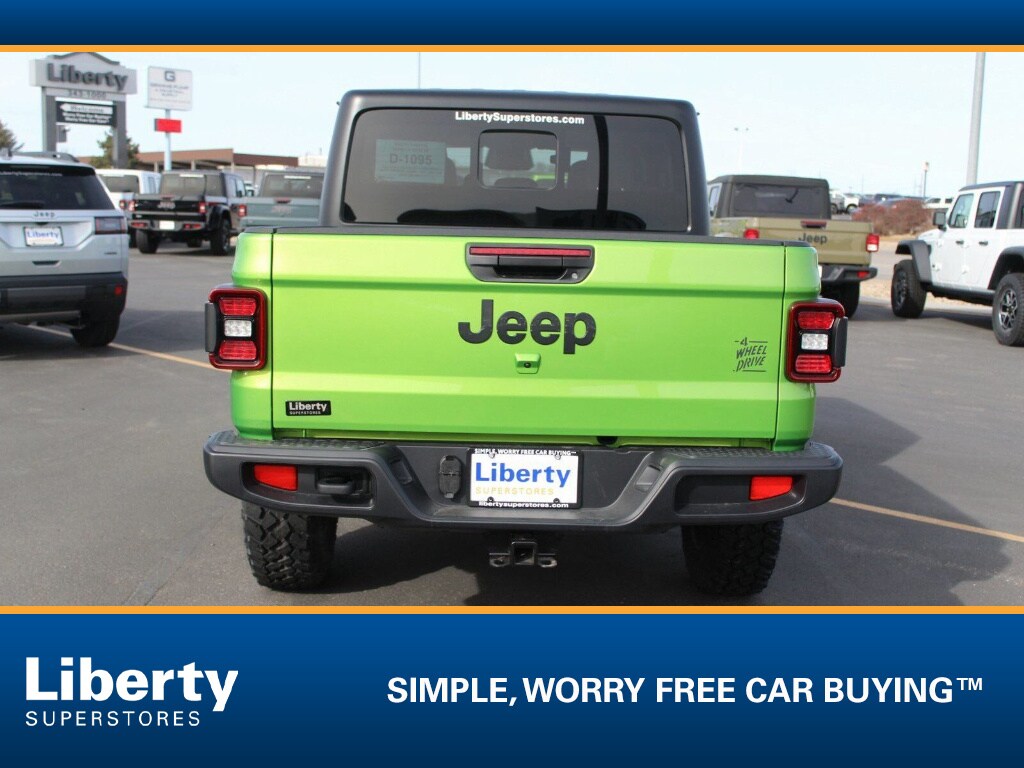 New 2026 Jeep Gladiator Willys 4x4 Pickup