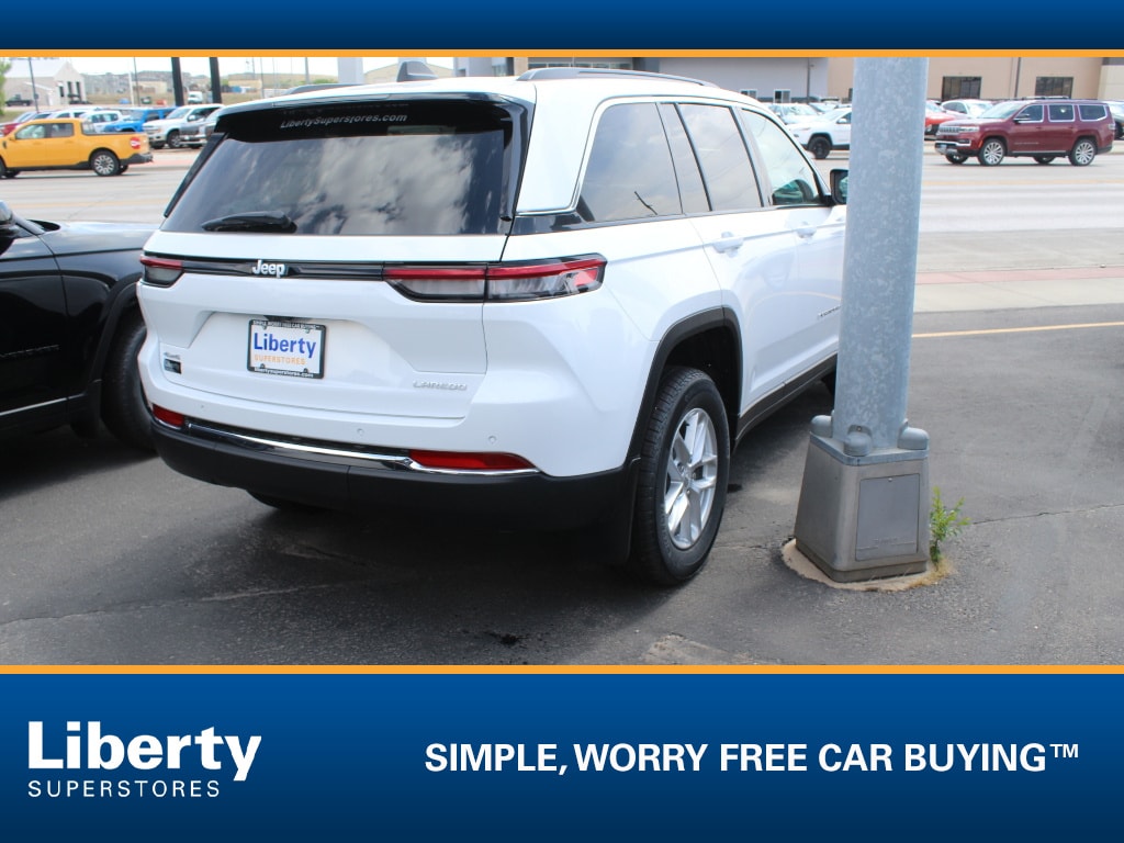 New 2026 Jeep Grand Cherokee Altitude 4x4 Sport Utility