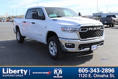 2026 Ram 1500 BIG HORN CREW CAB 4X4 5'7 BOX Pickup