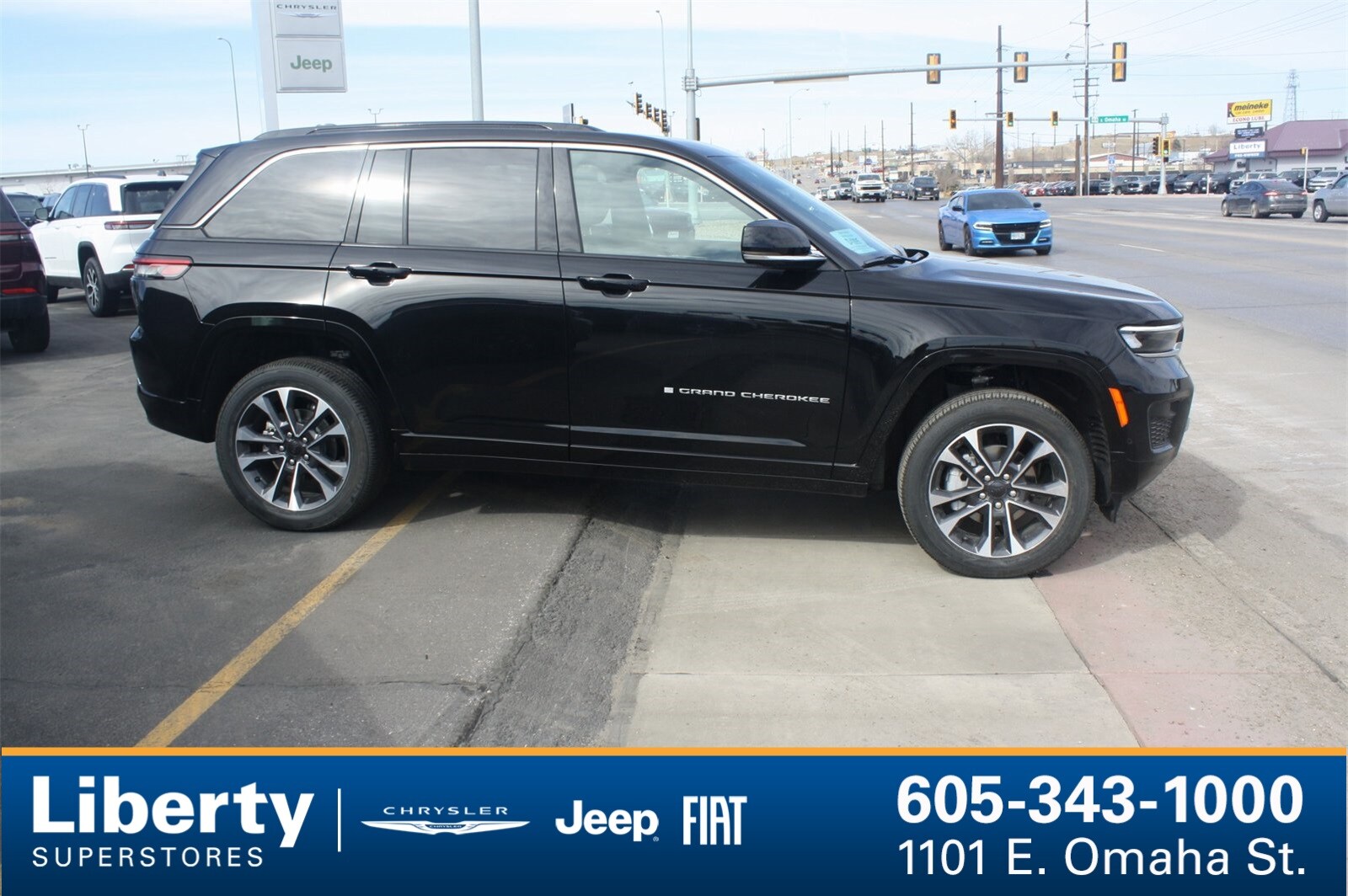 2025 Jeep Grand Cherokee Overland Sport photo 2