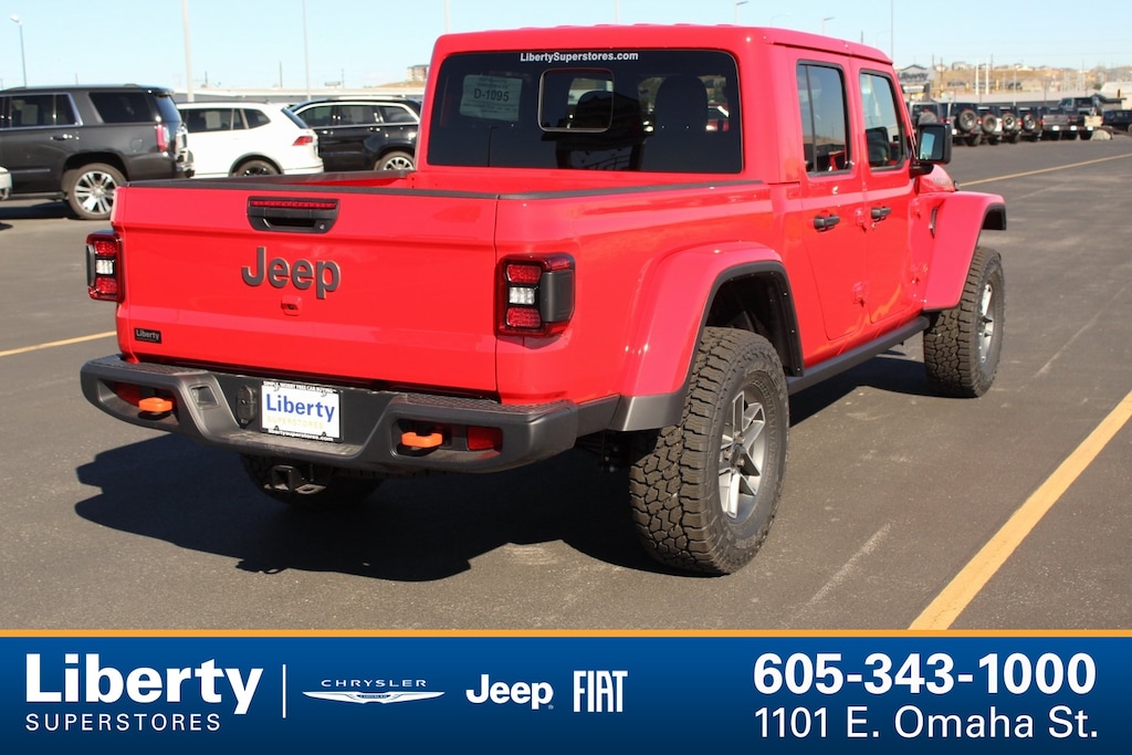 New 2025 Jeep Gladiator Mojave Pickup