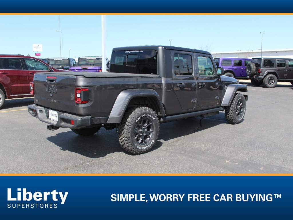 New 2026 Jeep Gladiator Willys 4x4 Pickup