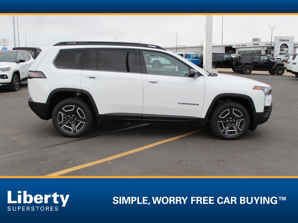 New 2026 Jeep Cherokee Laredo 4x4 Sport Utility