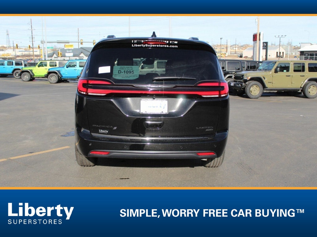 New 2026 Chrysler Pacifica Limited AWD Passenger Van
