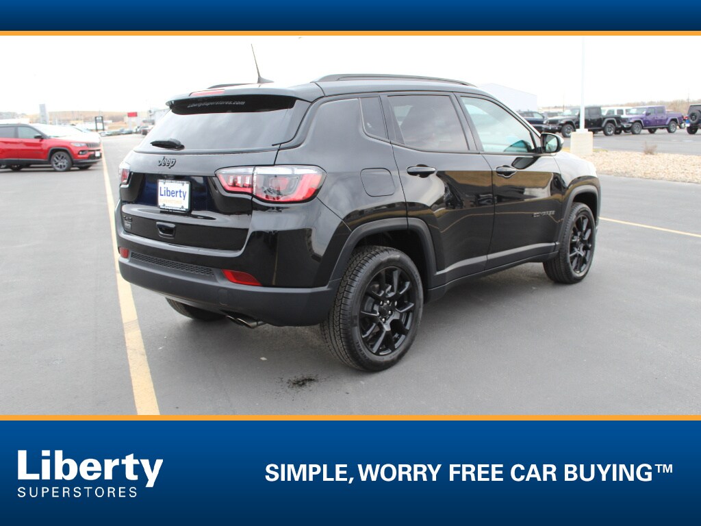 Used 2022 Jeep Compass Altitude SUV