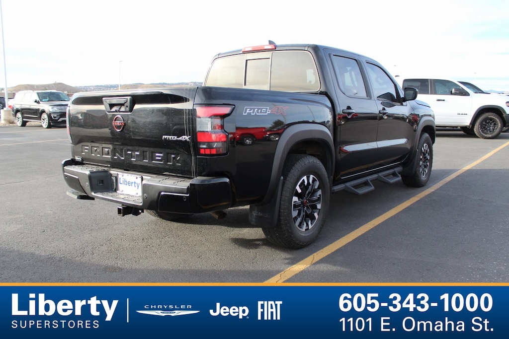 Used 2022 Nissan Frontier PRO-4X Truck Crew Cab