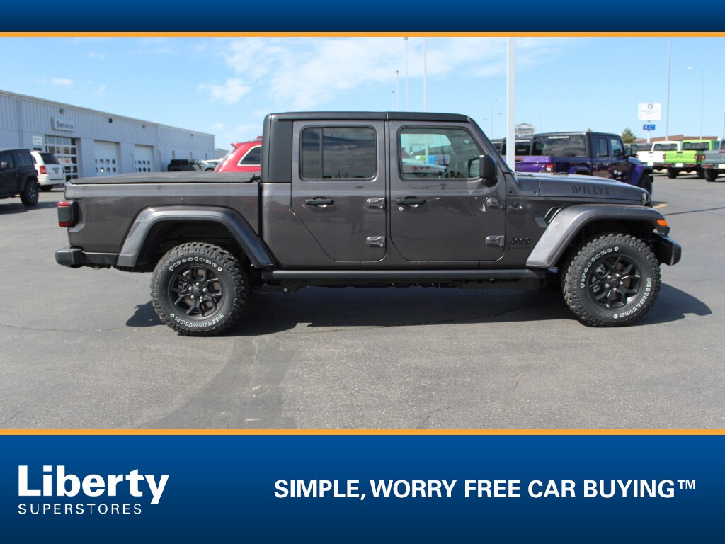 New 2026 Jeep Gladiator Willys 4x4 Pickup