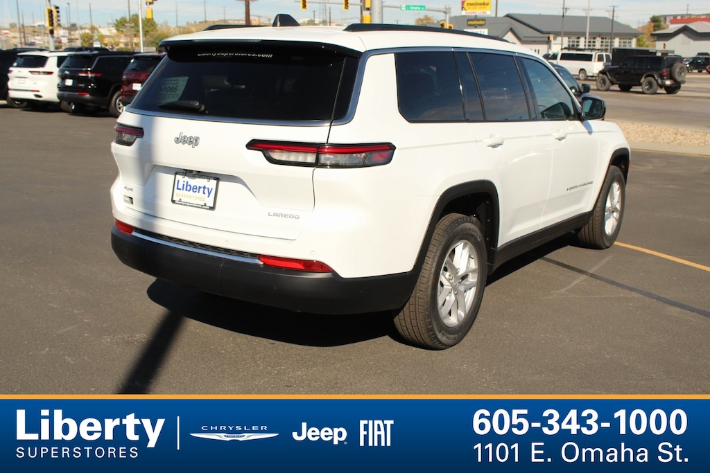 New 2025 Jeep Grand Cherokee L Laredo Sport Utility