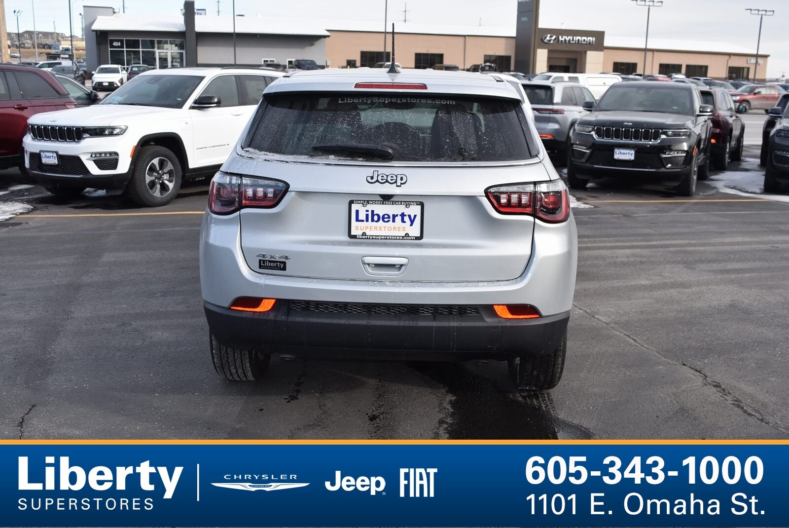 2025 Jeep Compass Sport photo 4