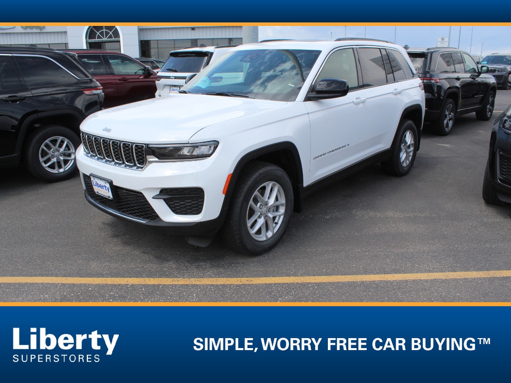 New 2026 Jeep Grand Cherokee Altitude 4x4 Sport Utility