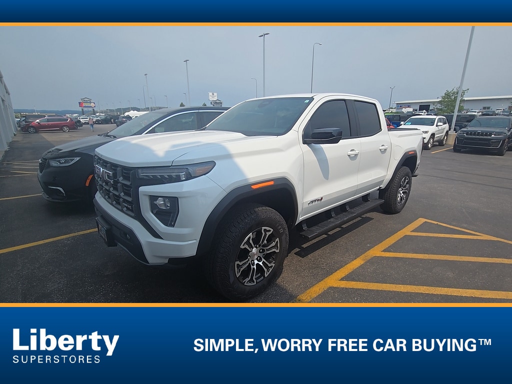 Used 2025 GMC Canyon AT4