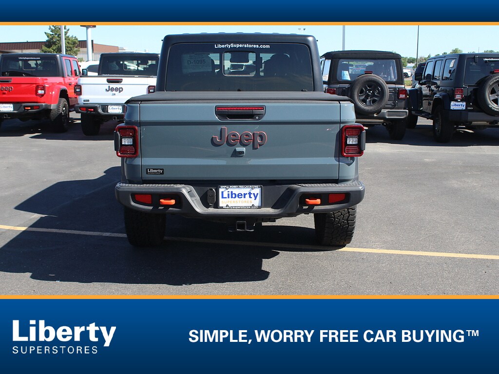 Used 2025 Jeep Gladiator Mojave