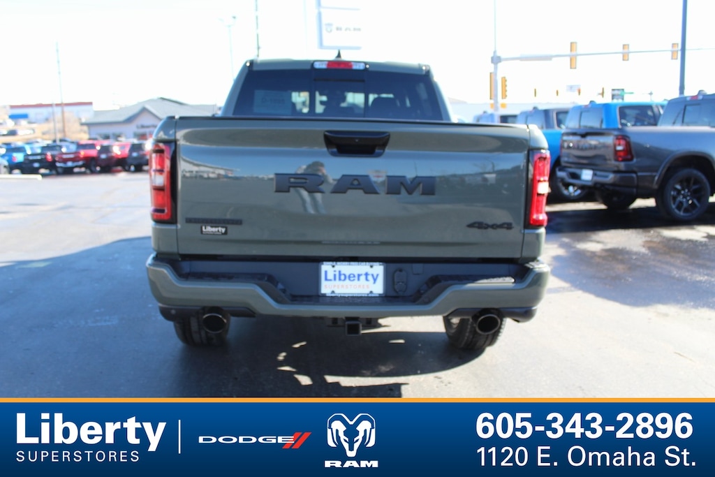 New 2026 Ram 1500 BIG HORN CREW CAB 4X4 5'7 BOX Pickup