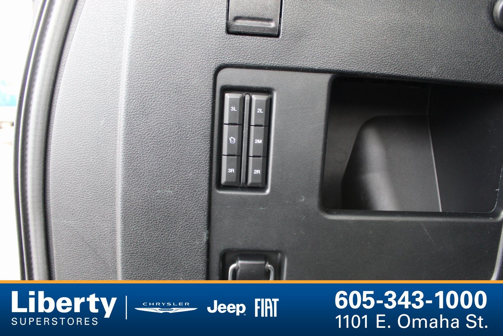 2021 Ford Expedition Platinum - Photo 17