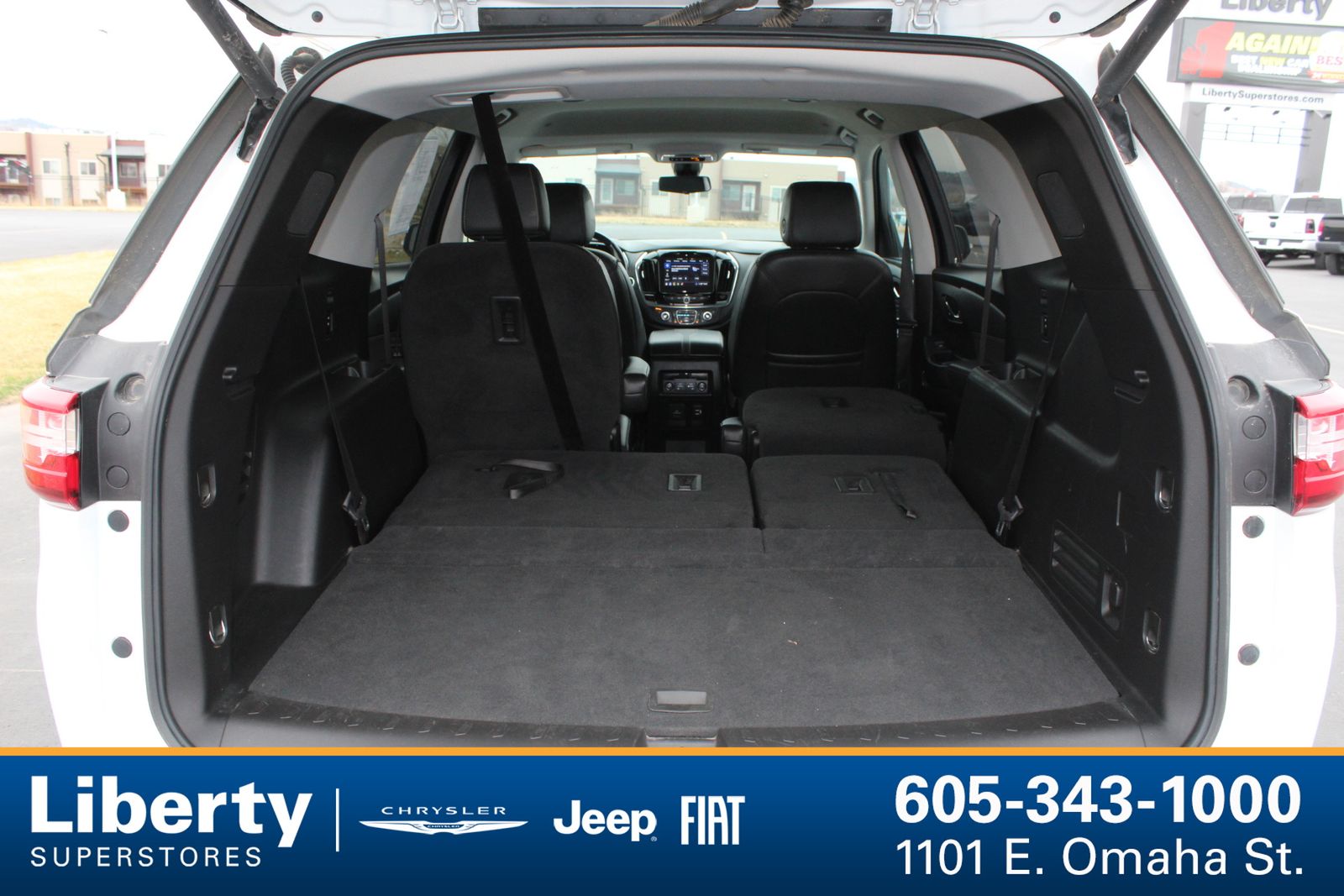 2021 Chevrolet Traverse Premier - Photo 16