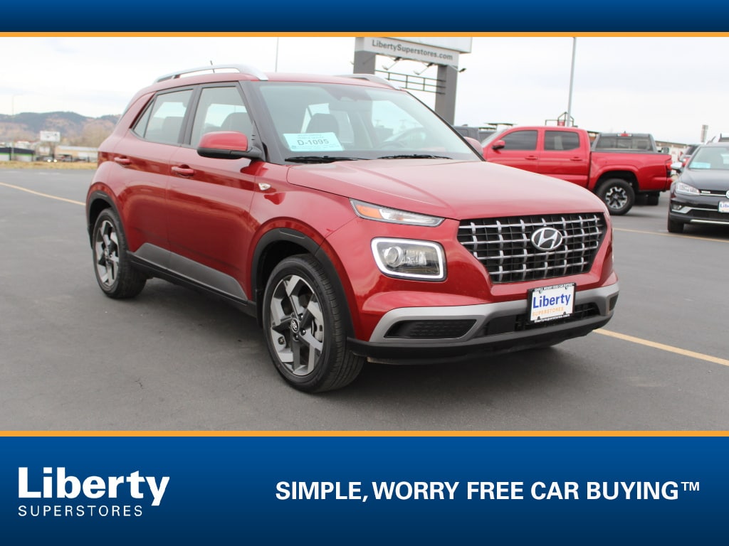 Used 2024 Hyundai Venue Limited SUV