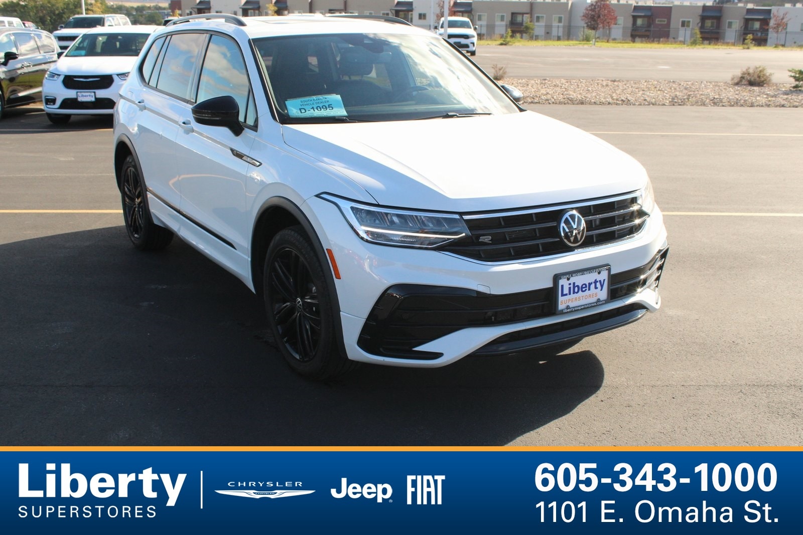 2022 Volkswagen Tiguan SE R-LINE BLACK