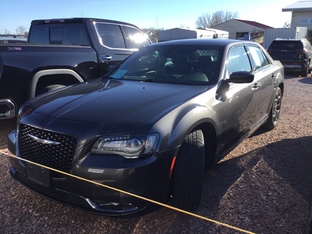 2017 Chrysler 300 S's photo