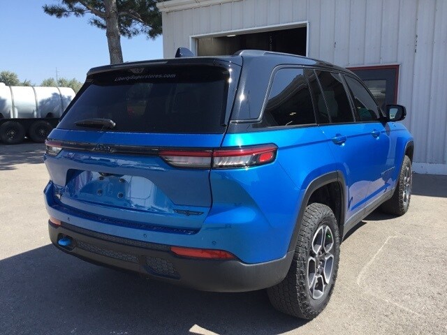 2024 Jeep Cherokee Trailhawk 4xe photo 2