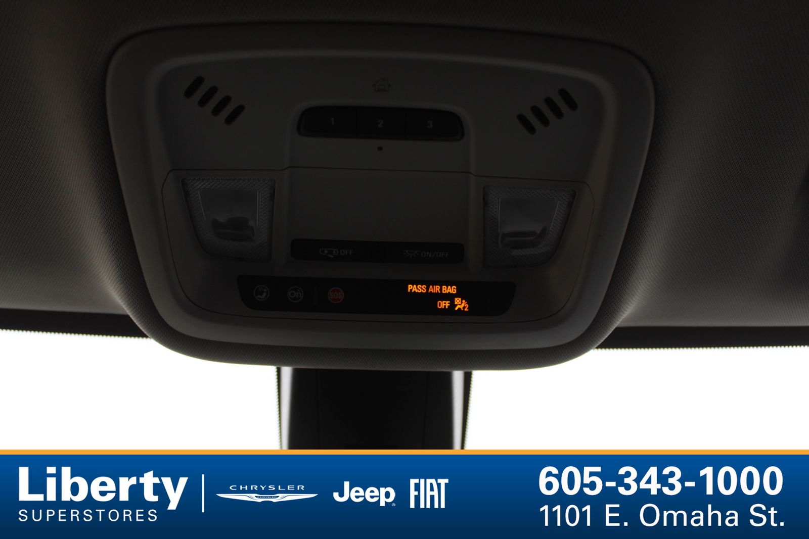 2021 Chevrolet Traverse Premier - Photo 40