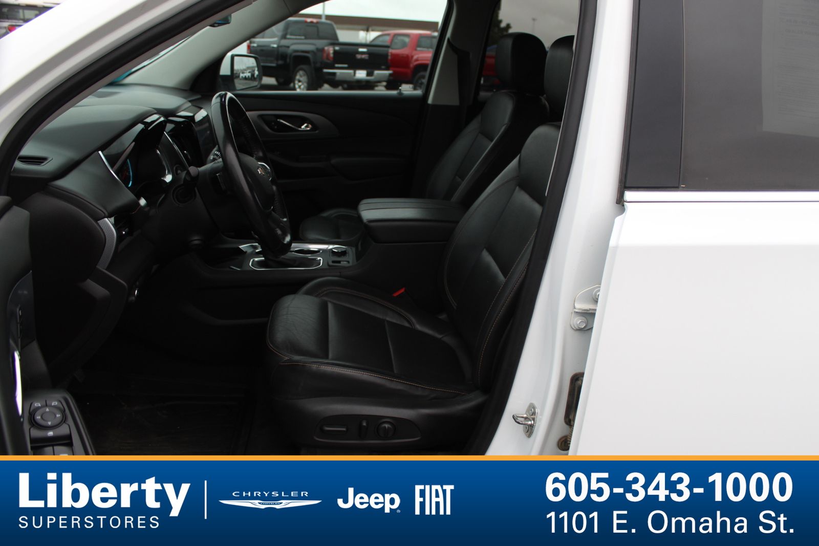 2021 Chevrolet Traverse Premier - Photo 24