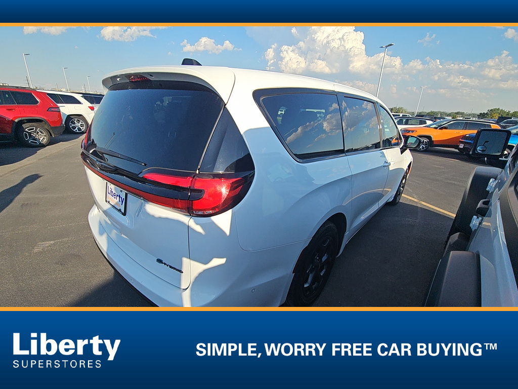 Used 2024 Chrysler Pacifica Plug-In Hybrid Select Van Passenger Van