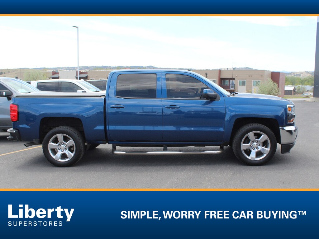 Used 2017 Chevrolet Silverado 1500 LT w/1LT Truck Crew Cab