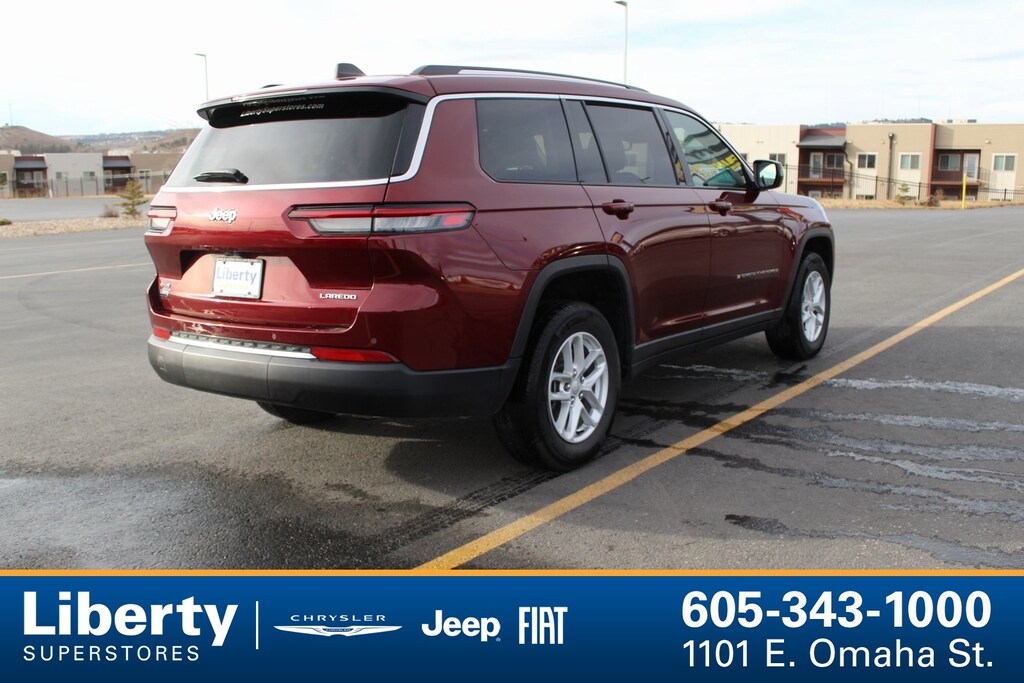 Used 2024 Jeep Grand Cherokee L Laredo SUV
