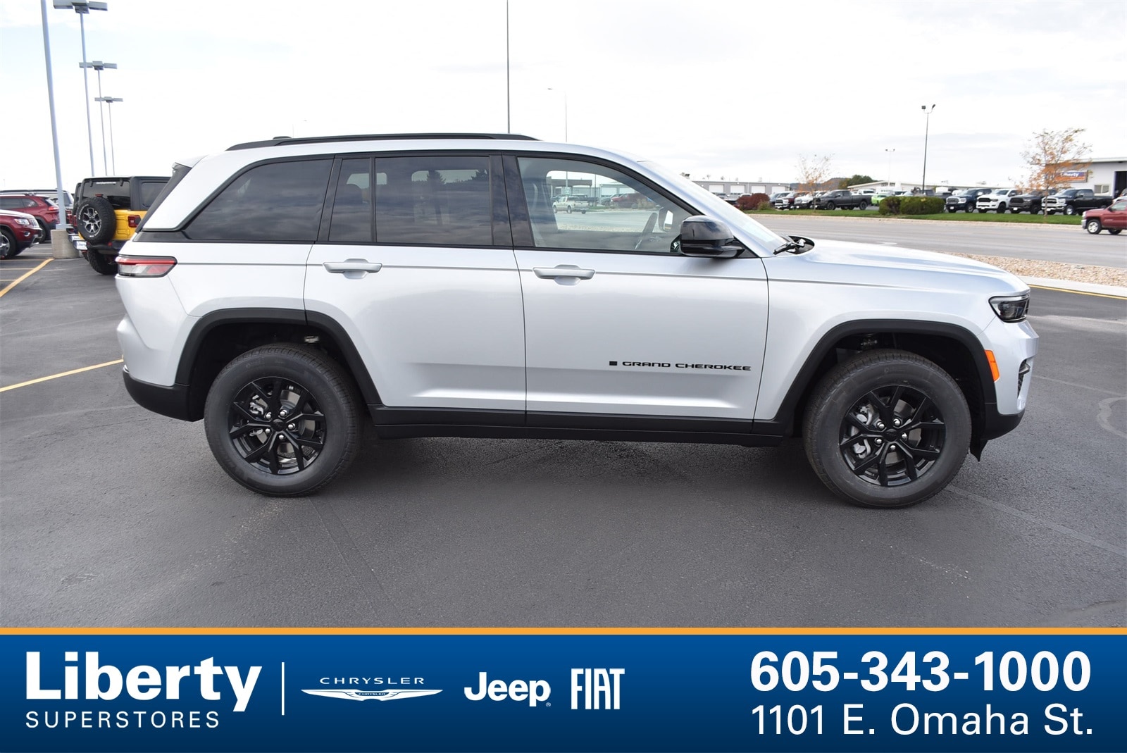 Used 2024 Jeep Grand Cherokee Altitude with VIN 1C4RJHAG0R8938500 for sale in Rapid City, SD