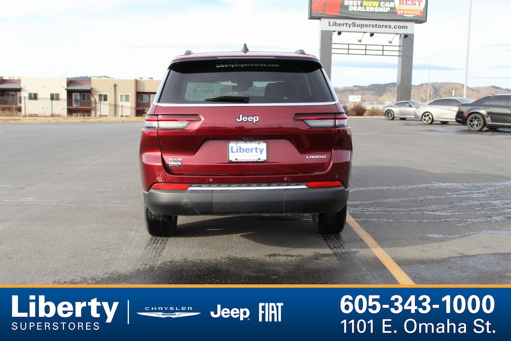 Used 2024 Jeep Grand Cherokee L Laredo SUV