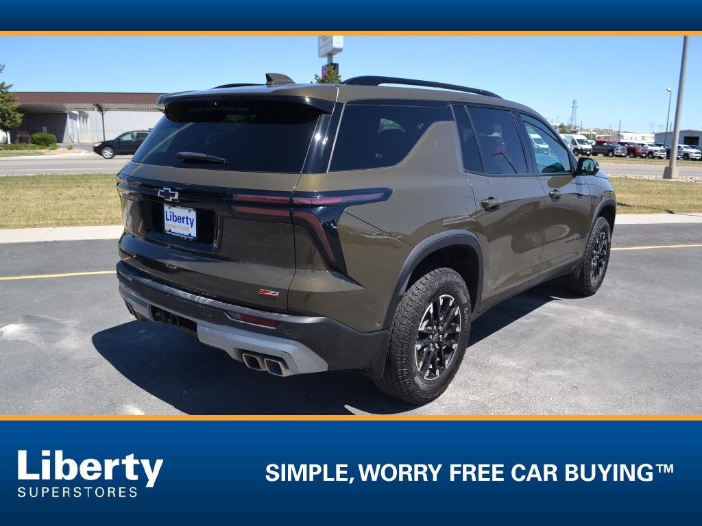 Used 2025 Chevrolet Traverse Z71 SUV