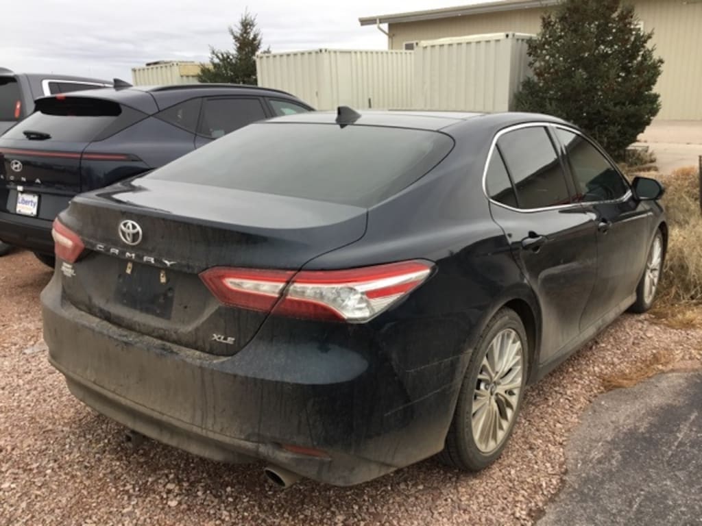 Used 2018 Toyota Camry XLE Sedan