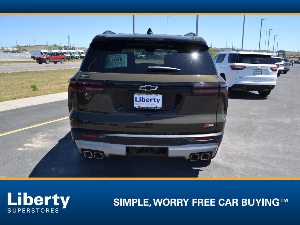 Used 2025 Chevrolet Traverse Z71 SUV