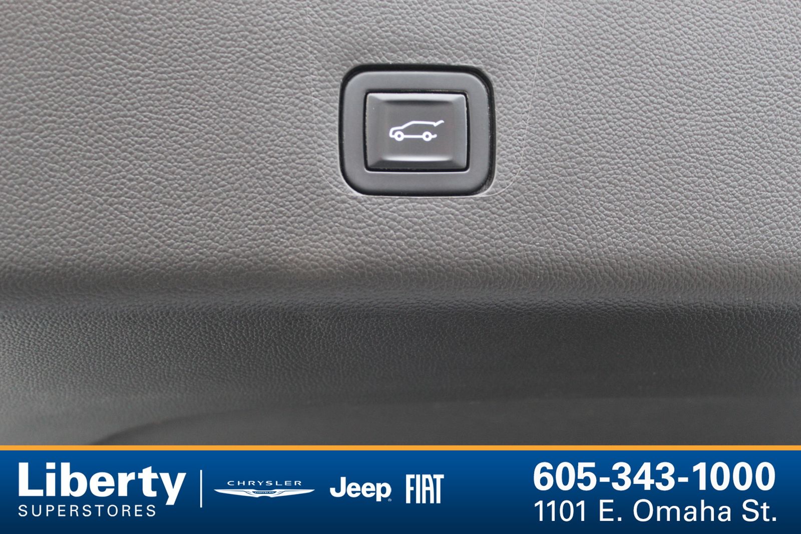 2021 Chevrolet Traverse Premier - Photo 14