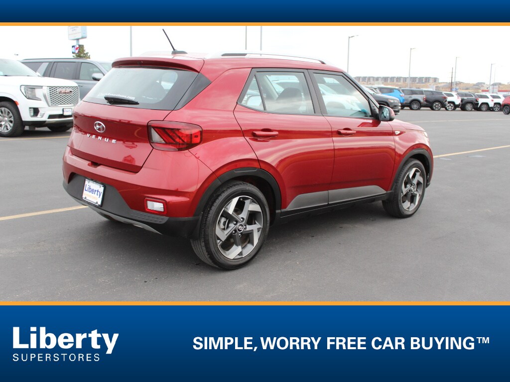 Used 2024 Hyundai Venue Limited SUV