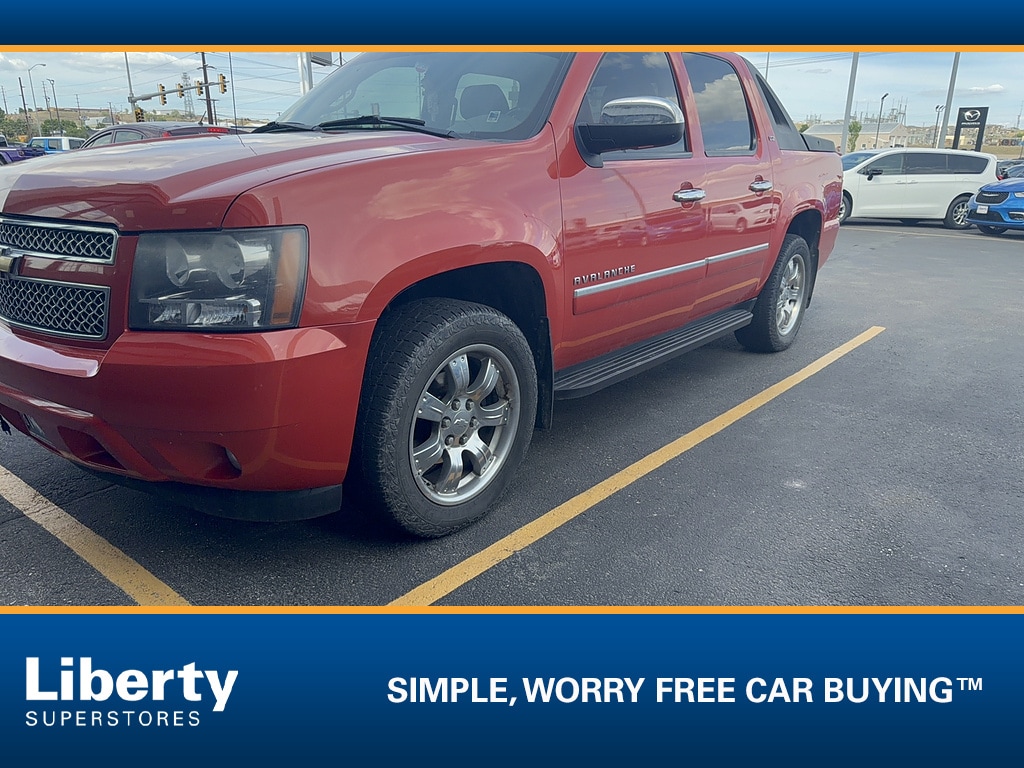 2011 Chevrolet Avalanche 4WD Avalanche LTZ's photo
