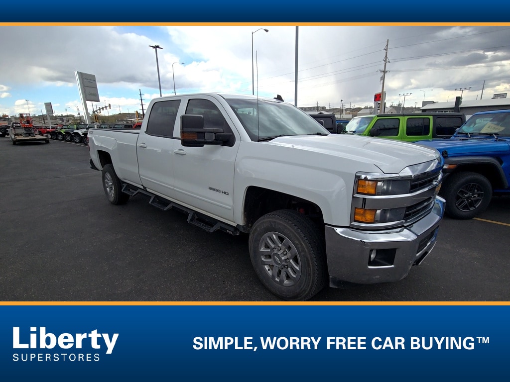 2019 Chevrolet Silverado HD LT 4WD Crew Cab Long Box SRW's photo