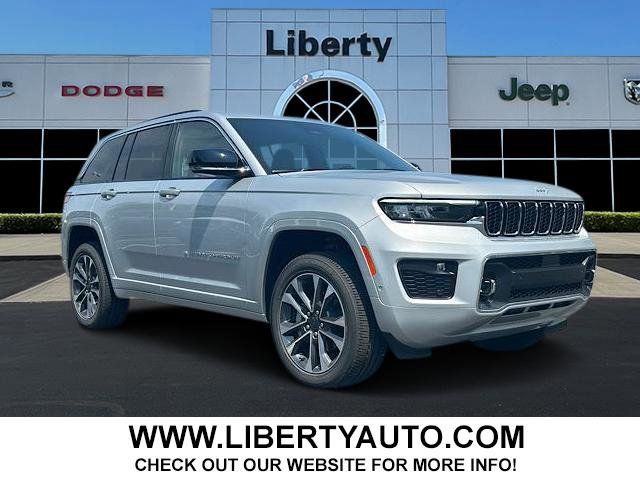 2025 Jeep Grand Cherokee Overland's photo