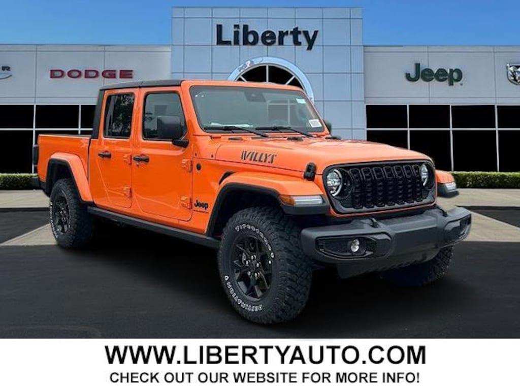 New 2025 Jeep Gladiator Sport Truck Crew Cab