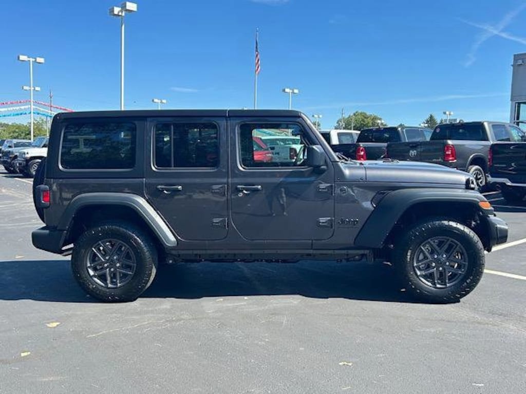 New 2025 Jeep Wrangler Sport SUV