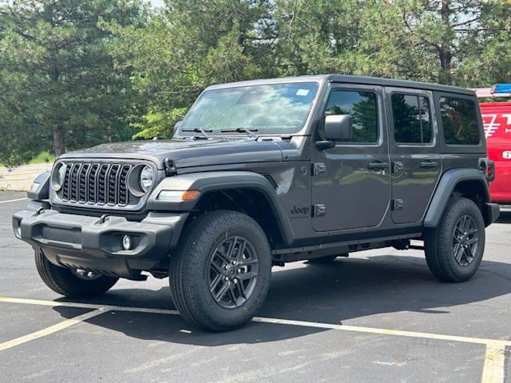 New 2025 Jeep Wrangler Sport SUV