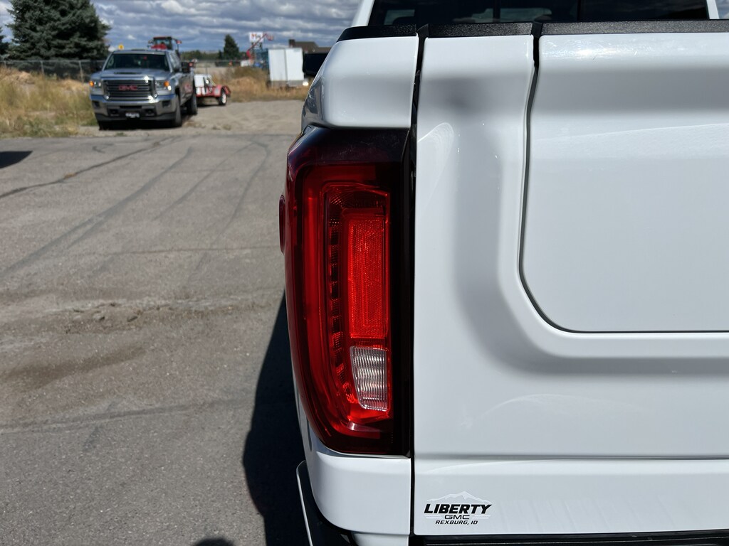 2023 Gmc Sierra 1500 AT4 photo 3