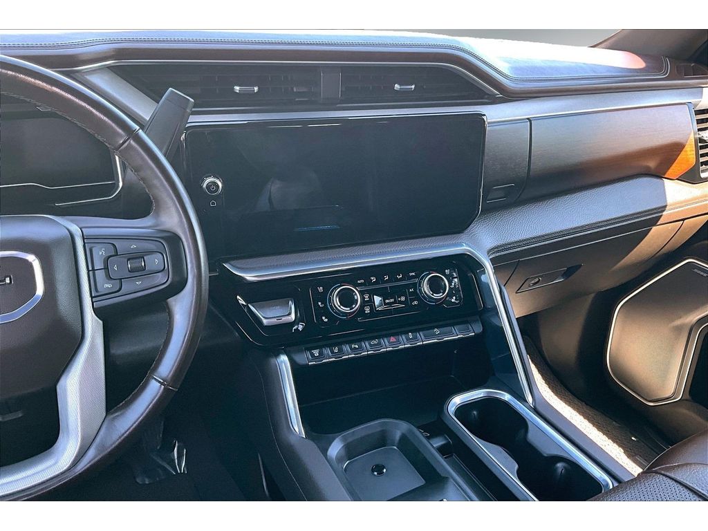 2024 GMC Sierra 2500HD Denali - Photo 10