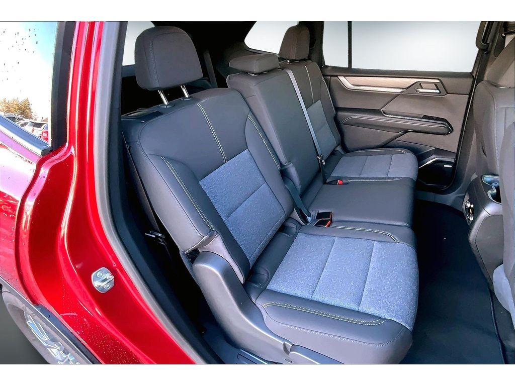 2025 GMC Acadia Elevation - Photo 10