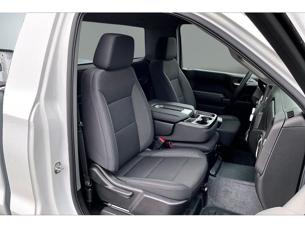 2026 GMC Sierra 1500 Pro - Photo 9