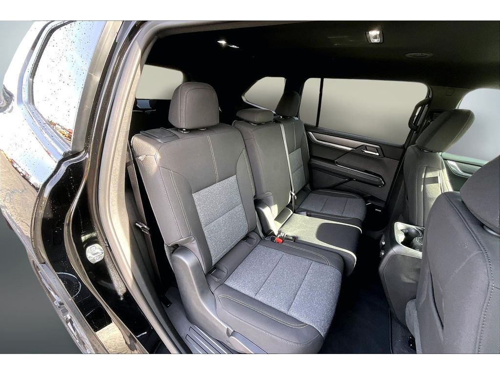 2026 GMC Acadia Elevation - Photo 10